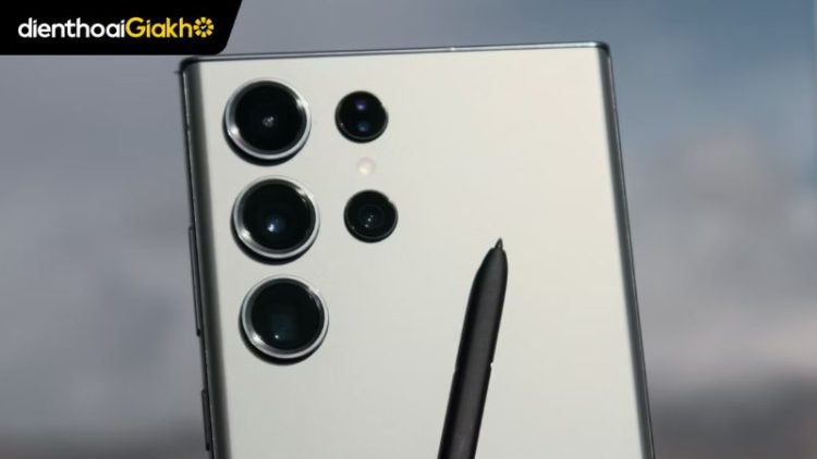 S27 Ultra loại bỏ khe cắm S Pen
