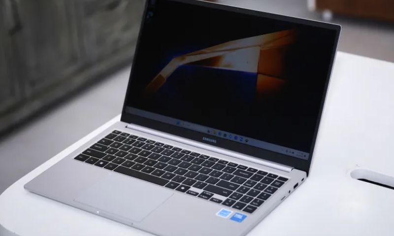 laptop cho sinh viên y khoa