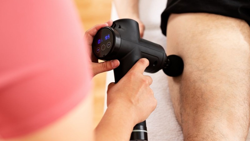 Hướng dẫn cách sử dụng máy massage cầm tay đúng cách