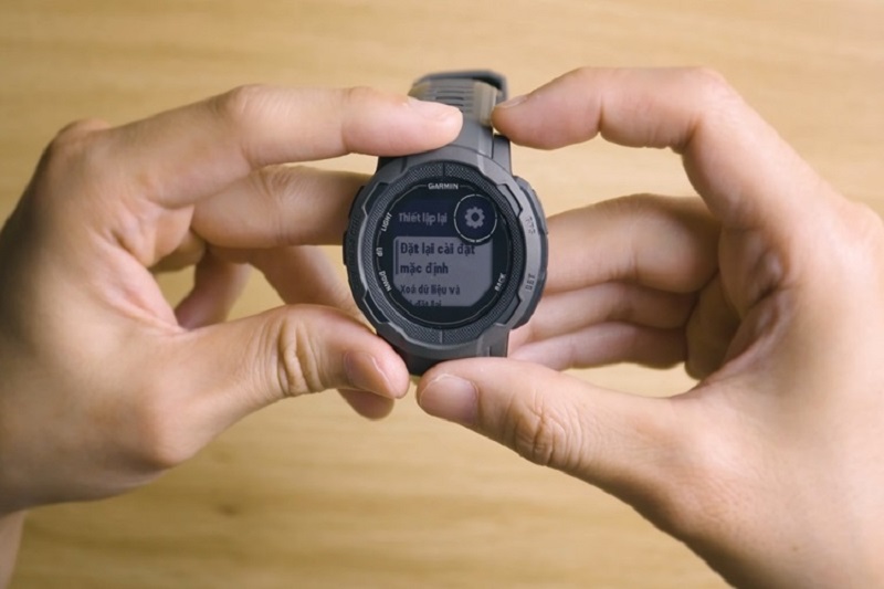 cach-reset-dong-ho-garmin