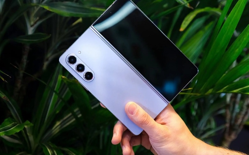 So sánh về dung lượng pin