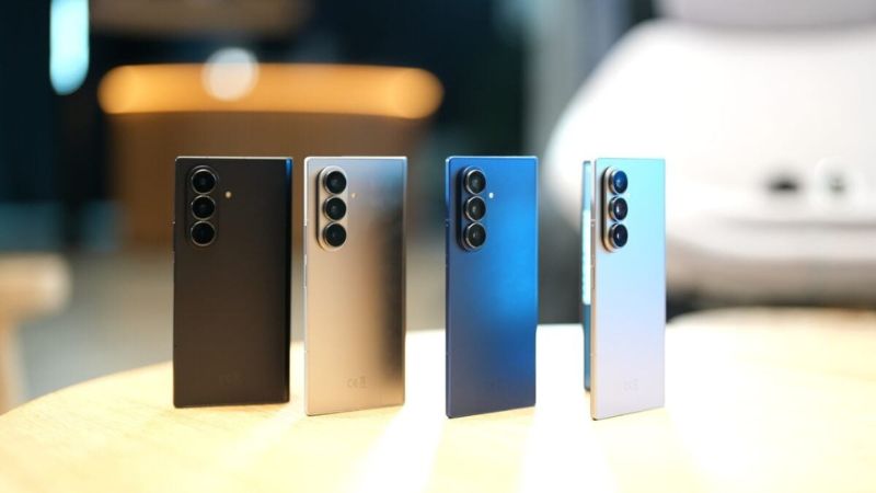 So sánh bảng màu qua các thế hệ Galaxy Z Fold