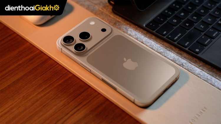 iPhone 17 Pro camera Zoom 8x