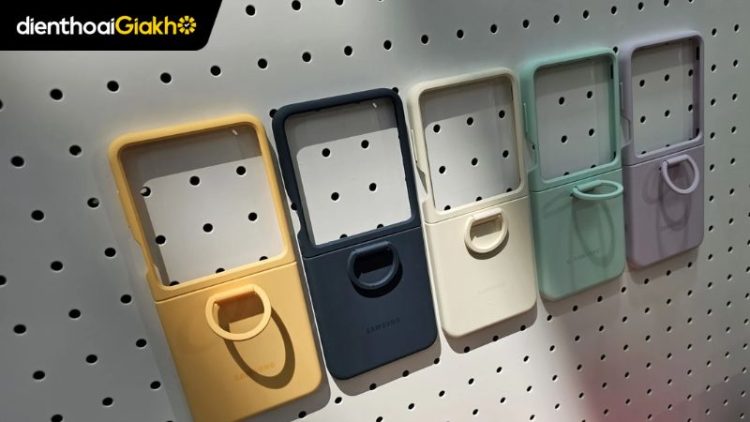 ốp lưng thực tế Z Flip 7