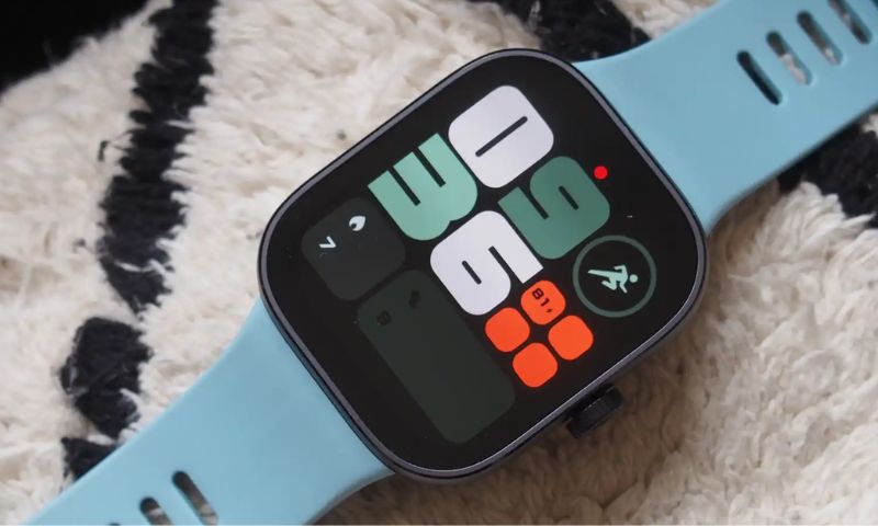 So sánh Redmi Watch 4 vs Xiaomi Band 9 Pro về màn hình 