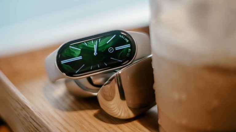 Trên tay Xiaomi Smart Band 10 thiết kế tinh tế, thoải mái cả ngày