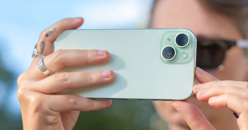 Camera: Sự khác biệt rõ rệt.