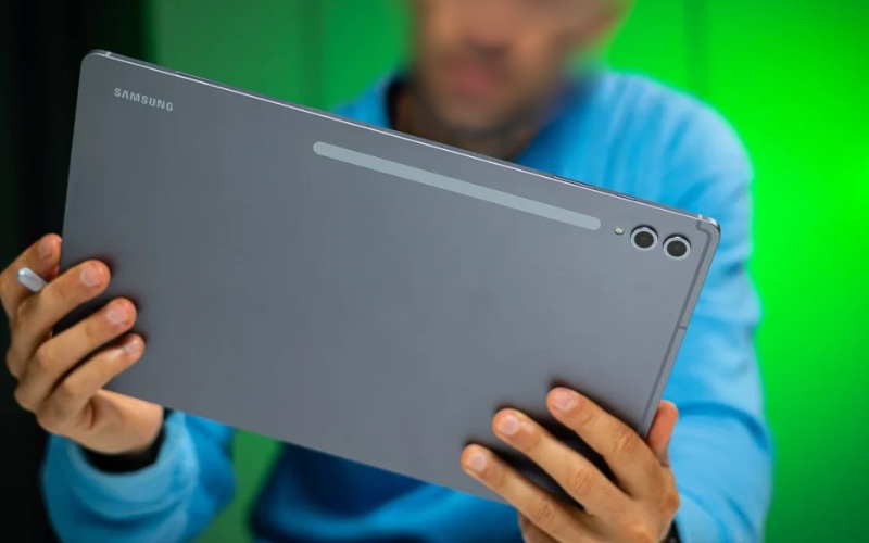 Camera kép của Galaxy Tab S11