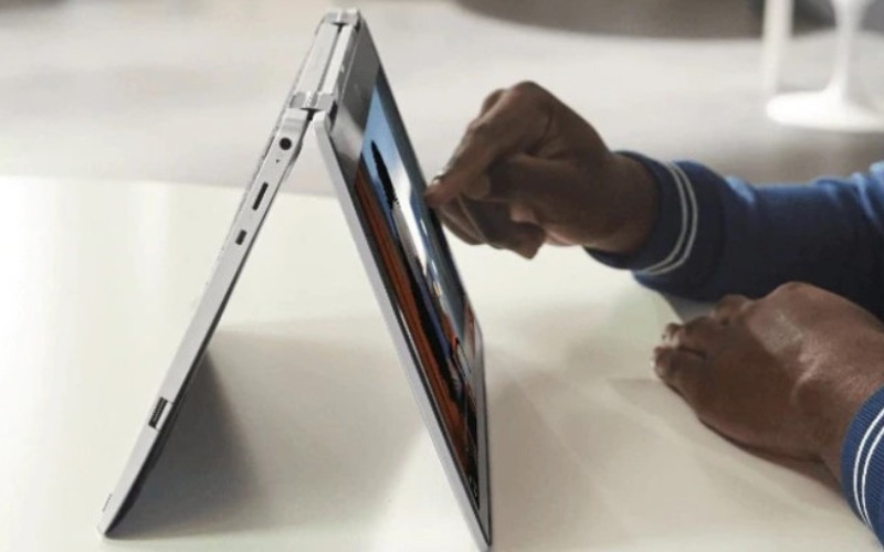 Laptop HP Pavilion x360 14 dy0075TU i7 màn hình viền mỏng