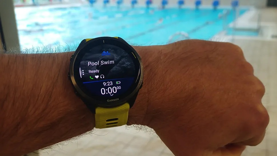 Có nên mua Garmin Forerunner 965 trong năm 2025