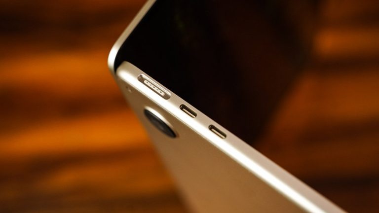 Pin và sạc MagSafe