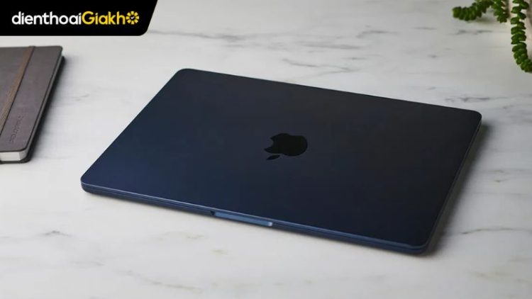 macbook-mau-midnight