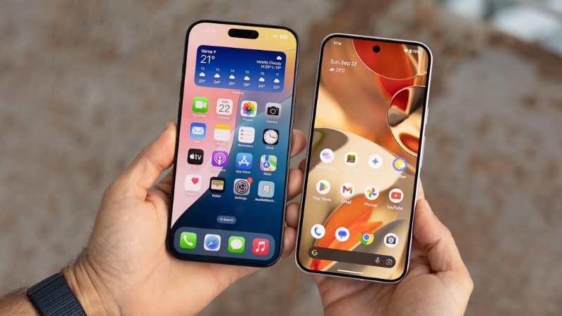 Màn hình của Pixel 9 Pro XL vs 15 Pro Max đều lớn và hiển thị đẹp