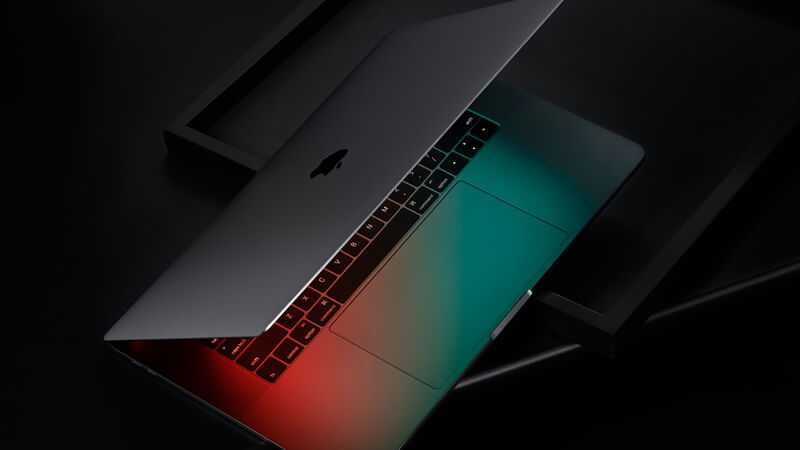 Bạn có thể mua MacBook Pro M4 màu bạc với giá tốt tại Điện Thoại Giá Kho