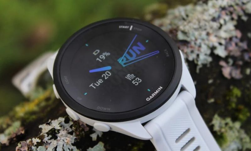 so sánh Garmin Forerunner 165 vs 165 Music