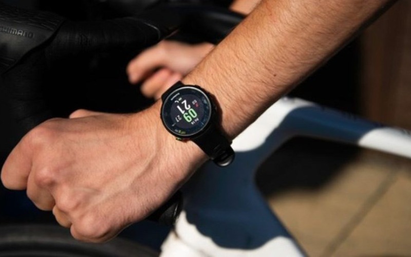 Garmin lại theo đuổi phong cách bền bỉ và tinh tế