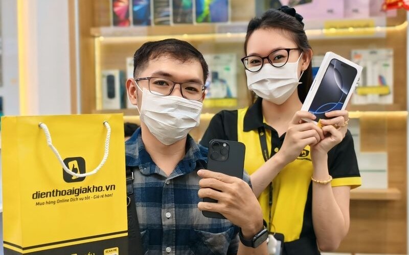 Mua Redmi Note 14 Pro 5G và iPhone 15 Pro Max ở đâu