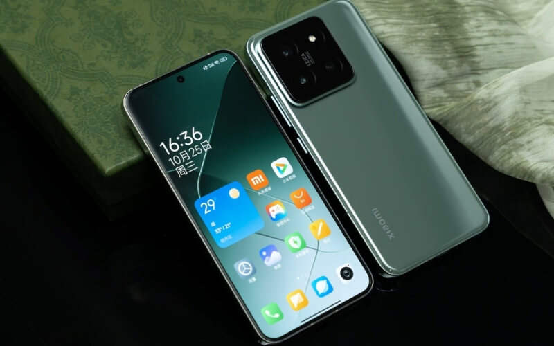 So sánh về màn hình hiển thị của Xiaomi 15 vs iPhone 15