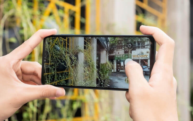 Bộ đôi điện thoại trang bị camera chất lượng