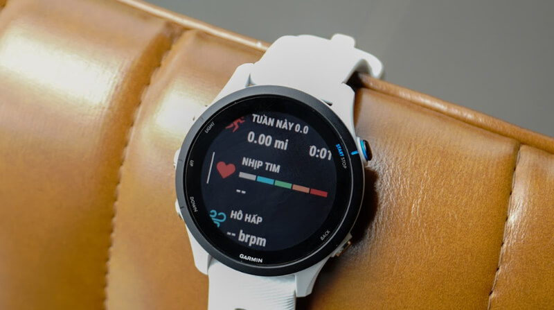 Garmin Forerunner 255 tích hợp nhiều tính năng theo dõi sức khỏe