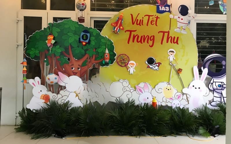 decor trung thu lớp học siêu dễ thương
