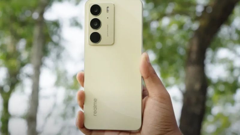 Giá bán Samsung Galaxy A17 vs Realme C75 là bao nhiêu?