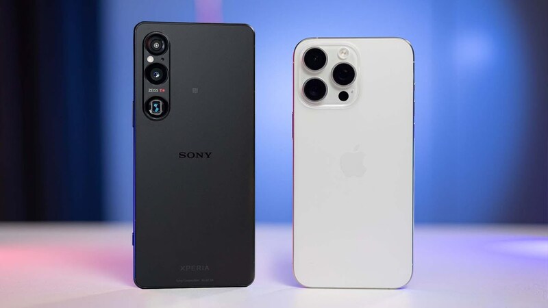 Sony Xperia 1 VI hay iPhone 15 Pro Max