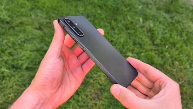 samsung galaxy a17 vs oppo a79