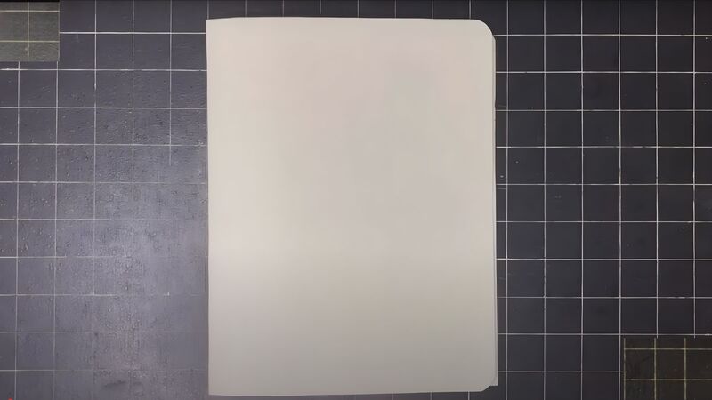 Gấp tờ giấy A4 làm đôi