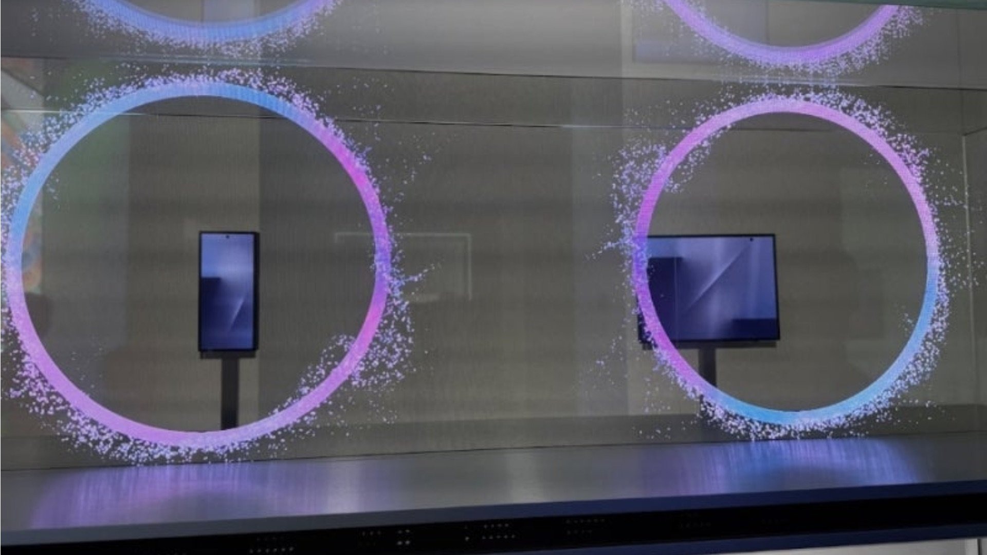 galaxy-z-trifold-lo-dien