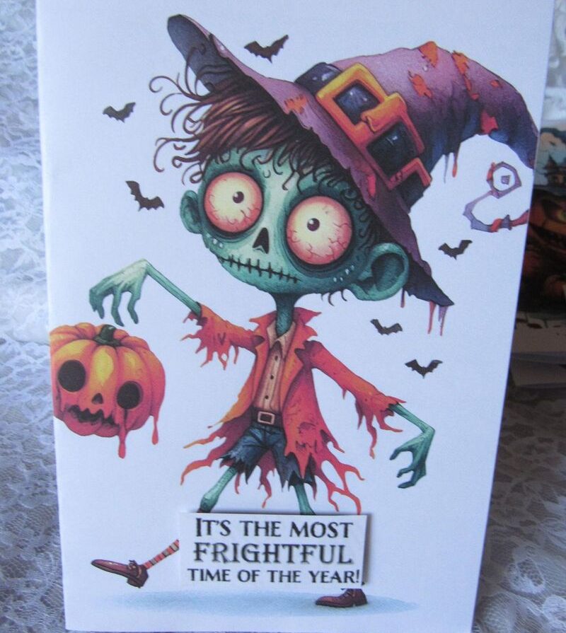 Thiệp Halloween chủ đề Zombie