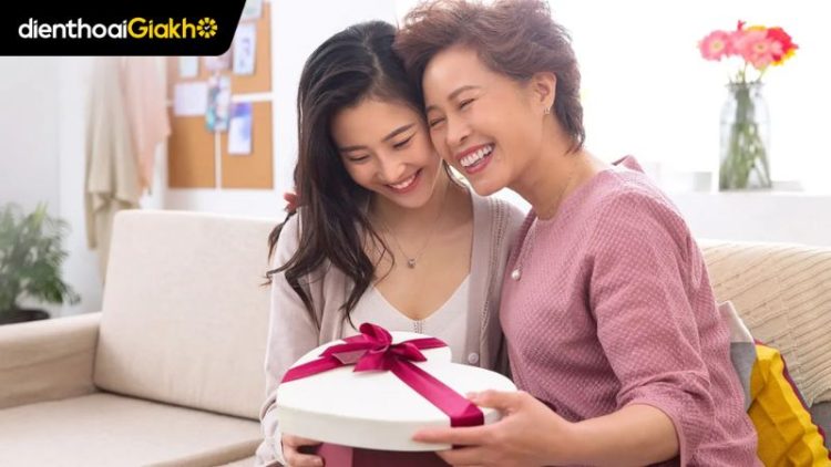 Quà 20-10 tặng mẹ