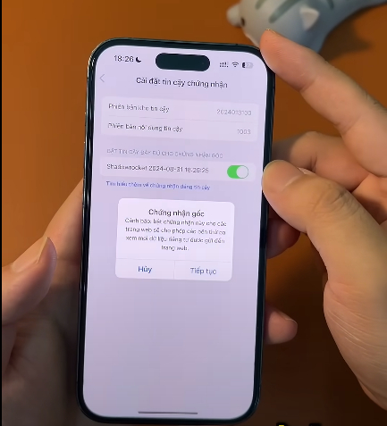 cach-len-locket-gold-shadowrocket