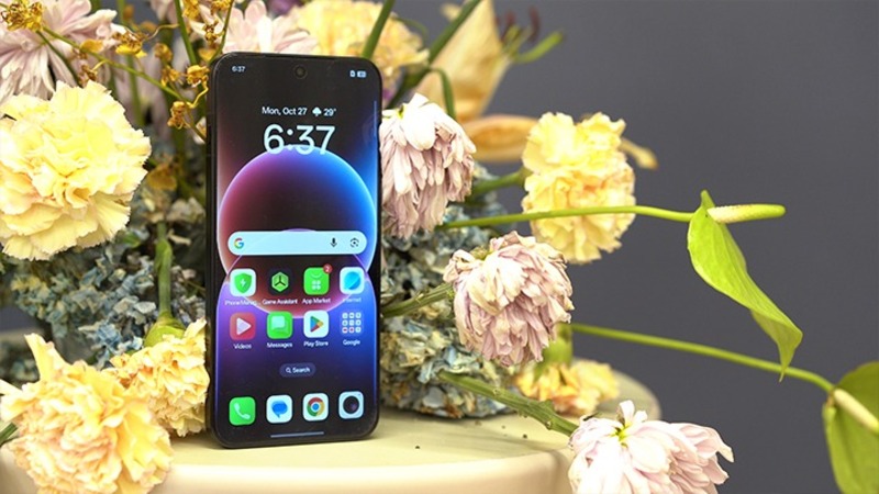 Màn hình OLED ProX DR 6,59 inch sắc nét, màu sắc sống động