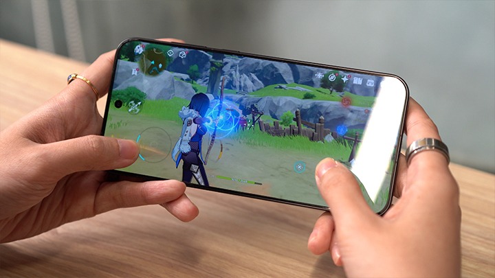 Hiệu năng: Chip mạnh mẽ, chơi game mượt mà