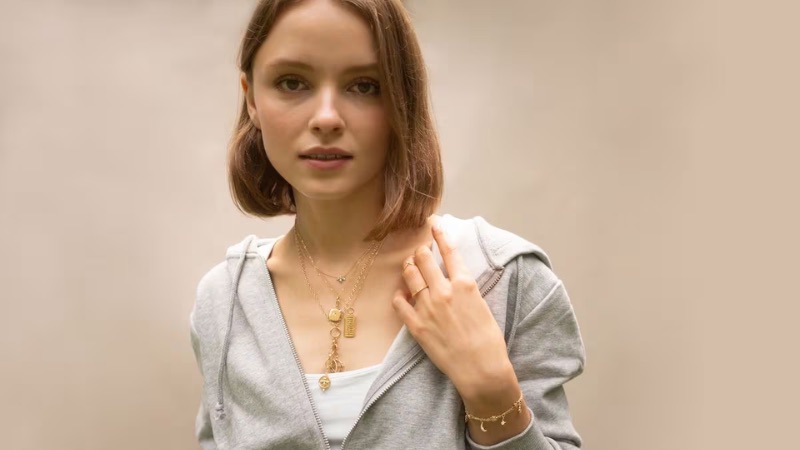 Chăm chút cả về makeup và trang phục sẽ giúp ảnh OOTD Locket nâng tầm cao mới