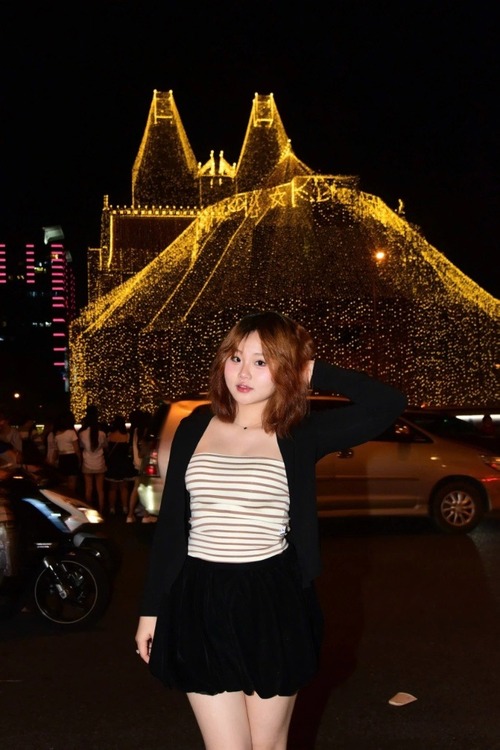 Vì sao giới trẻ lại muốn check-in