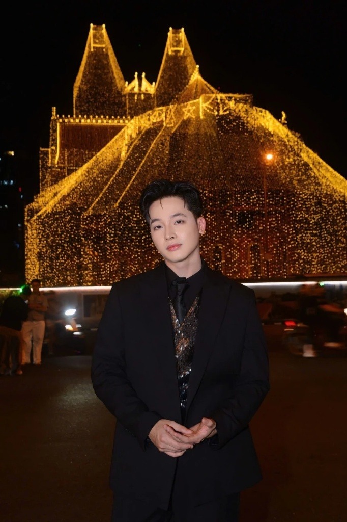 prompt-check-in-nha-tho-duc-ba