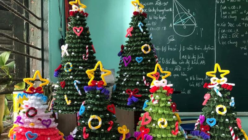 trang-tri-noel-cho-lop-hoc-1
