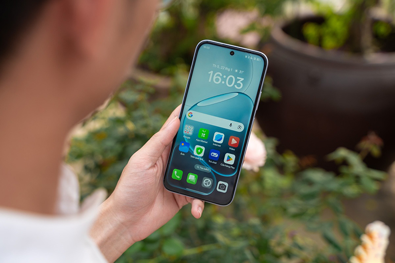 Màn hình 120Hz kích thước lớn 6,75 inch