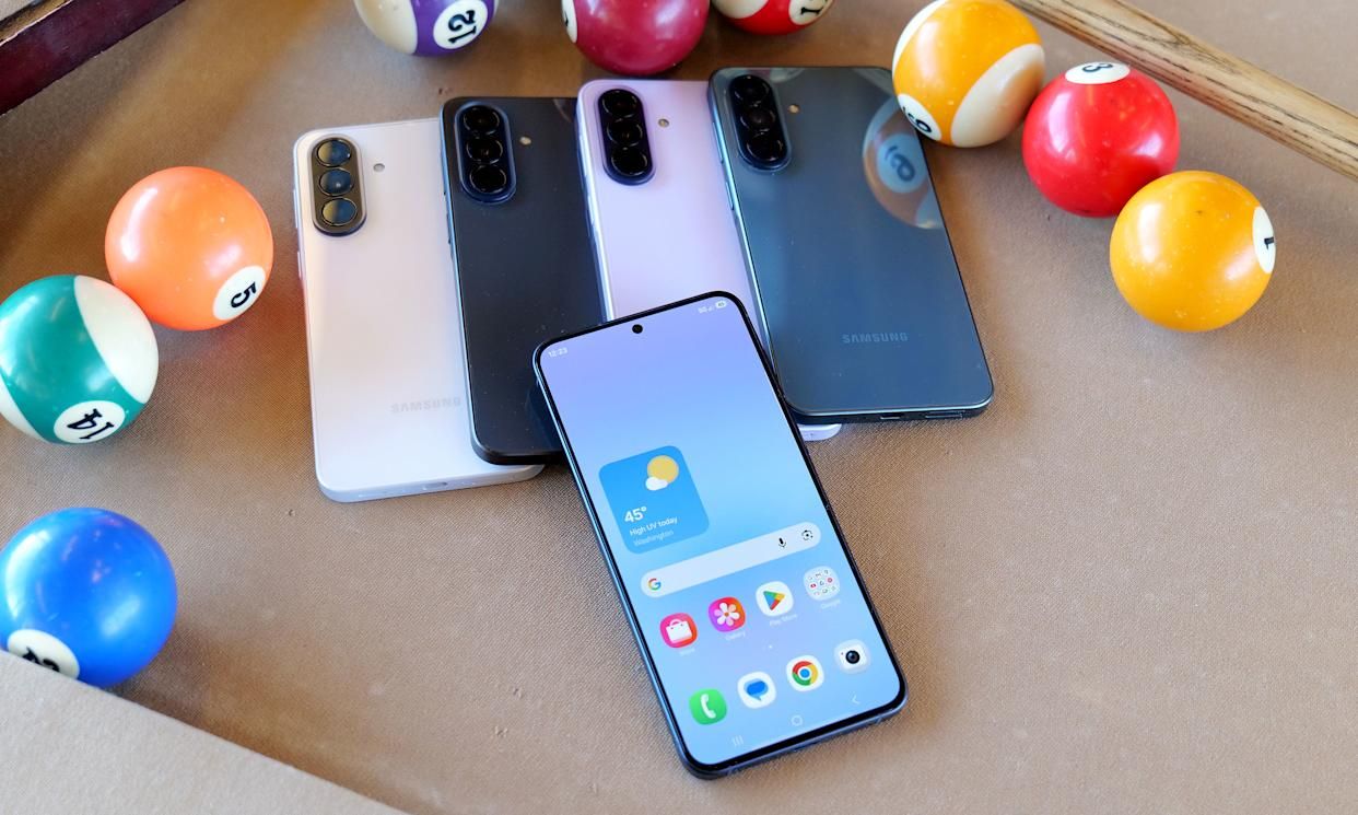 galaxy-a37-vs-galaxy-a36