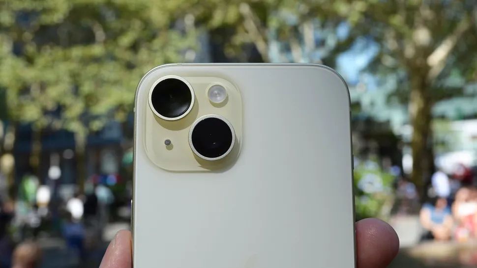 galaxy-s26-vs-iphone-15