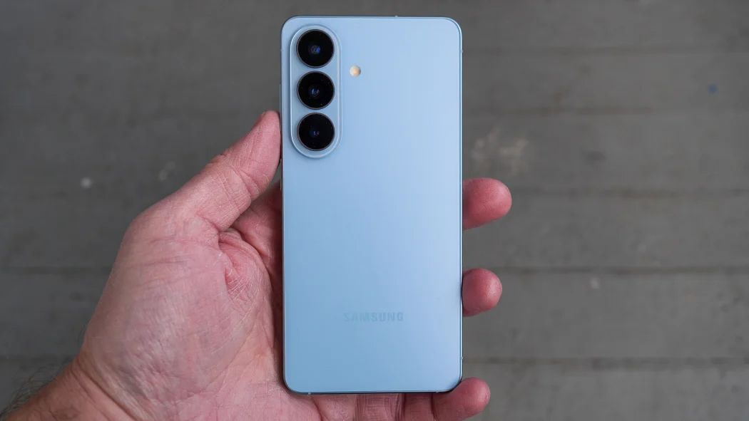 galaxy-s26-vs-iphone-15