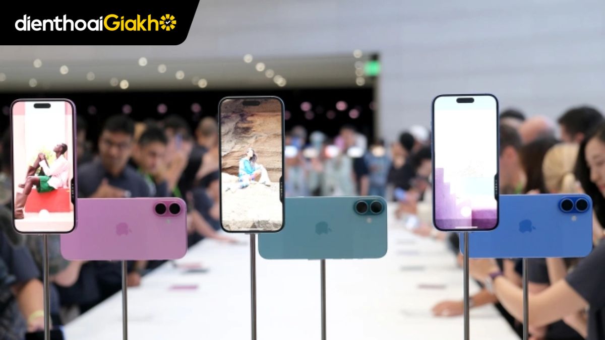 hoi-sinh-iphone-18-plus