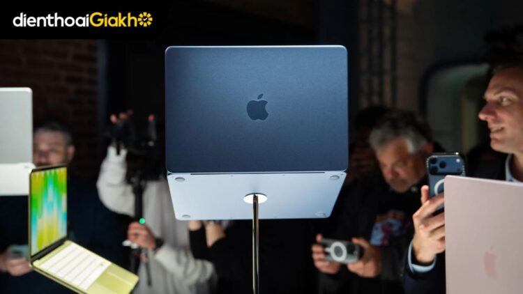 MacBook Ultra