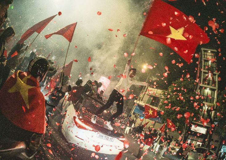 hinh-nen-la-co-viet-nam